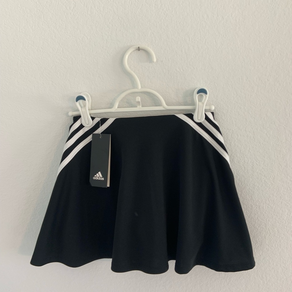NWT Adidas Girls Athletic Skort - Picture 4 of 8